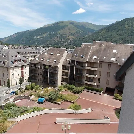 Apartment Duplex T3 A Luchon - 6 Pers, Telecabine, Parking, Wifi - Fr-1-313-164 Bagneres-de-Luchon